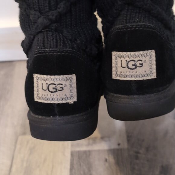 UGG Argyle Classic Knit Boots 8 - Picture 4 of 11